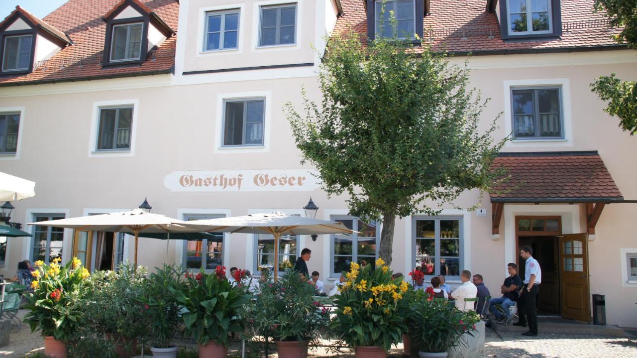 Landgasthof Geser Sarching Exterior photo